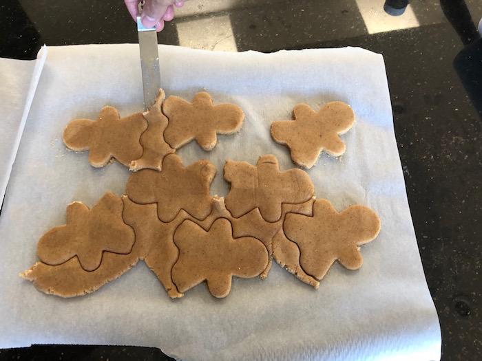 keto gingerbread cookies